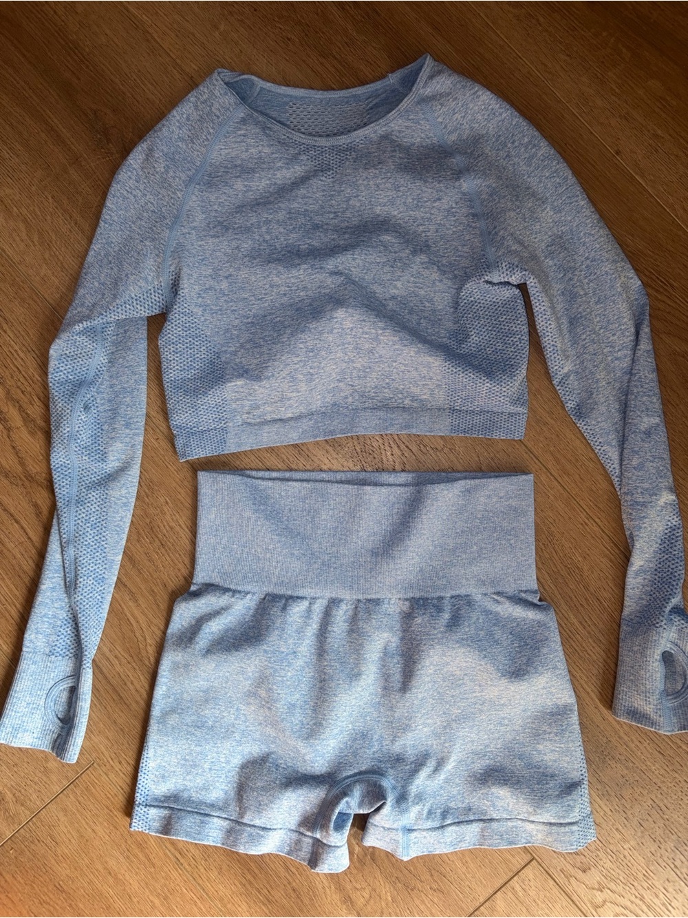 Light Blue Seamless Crop Long Sleeve & High Waist Shorts Set